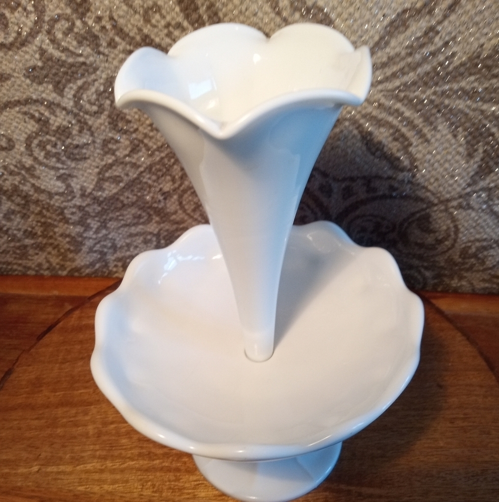 Vintage "VALLERYSTHAL" Milk Glass Compote MCM/ France 1950s Mint Condition - Picture 4 of 9